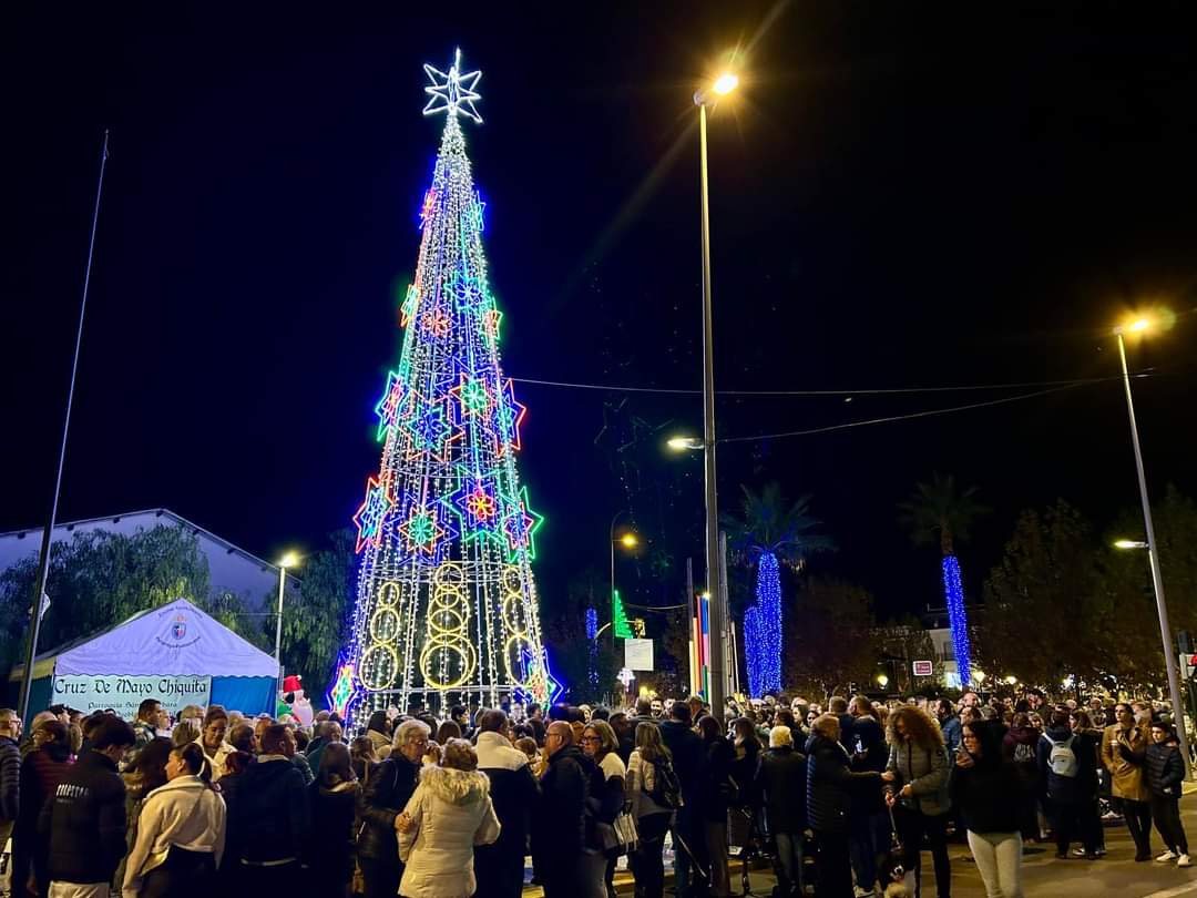 Encendido Del Alumbrado Navideño En El Municipio Guadiateño De Peñarroya Pueblonuevo